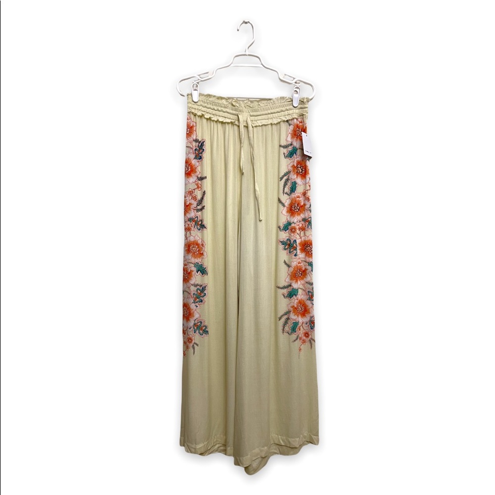 O’Neill Flare Pants Size Medium